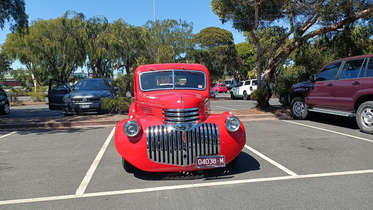 My view for the next couple of days, while it will be a sweltering heat tomorrow 36c not sure what that is for my American friends, and this exceptional car, I love my adventurous lifestyle. Have fun this week to you all. ❤️