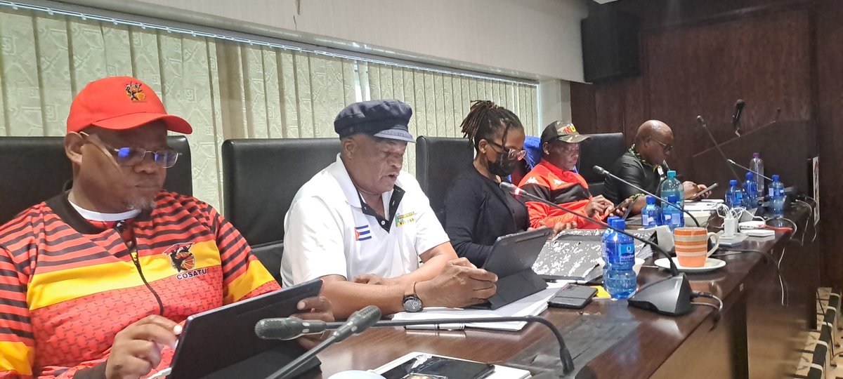 #COSATU General Secretary Solly Phetoe is presenting the federation's Organizational Report to the ordinary Central Executive Committee session underway in Johannesburg #CosatuCEC @SABCFullView