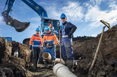 Vitens sluit vierjarige raamovereenkomst met combinatie GMB-Heijmans voor ontwerpen en (ver)bouwen drinkwaterproductielocaties. Lees het hele bericht ap.lc/EClzU 👉🏽 #duurzaamheid #bouw #elkedruppelduurzaam #drinkwater