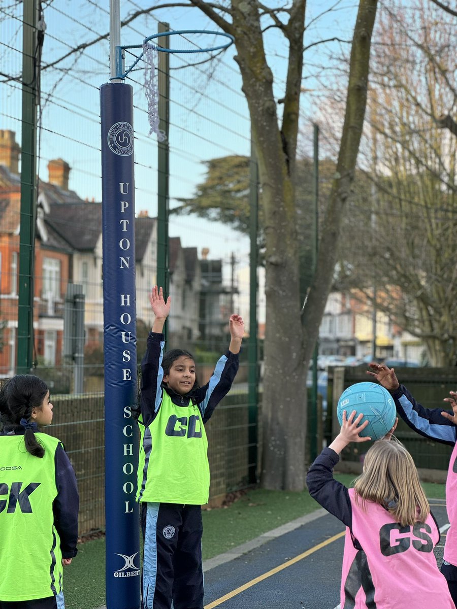 FORMS 2 & 3 NETBALL CLUB 
The girls have been working hard during their Netball club this term. Here’s some fabulous action shots from yesterday 🏀🙌🏻👏🏻 @UptonForm2 @UptonForm3 @UptonHouseSch @UptonHead @UptonPrePrep @EnglandNetball 
#UptonJourney