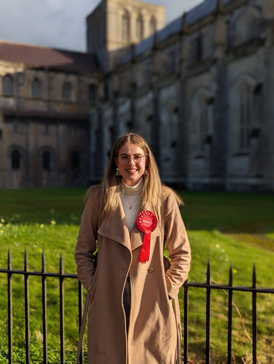 LabourWinch's tweet photo. We are delighted to confirm that Hannah Dawson has been selected as our parliamentary candidate ahead of the next General Election.

Hannah has served as Policy Officer for Winchester Labour and has a strong track record of campaigning against cuts to local services. https://t.co/2ke4tAWuj5