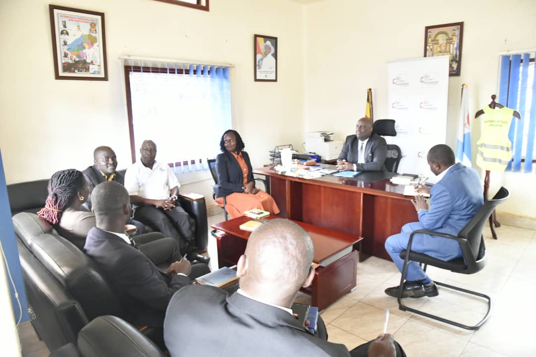 bayloruganda's tweet photo. @bayloruganda has signed an #MOU with @Bunyoro_Kitara  to cement the working relationship btn the entities. The kingdom has  influence on the population &amp; will help in sensitization &amp; rallying communities to receive healthcare offered through HF supported by @bayloruganda https://t.co/QRdPAaLqJ8