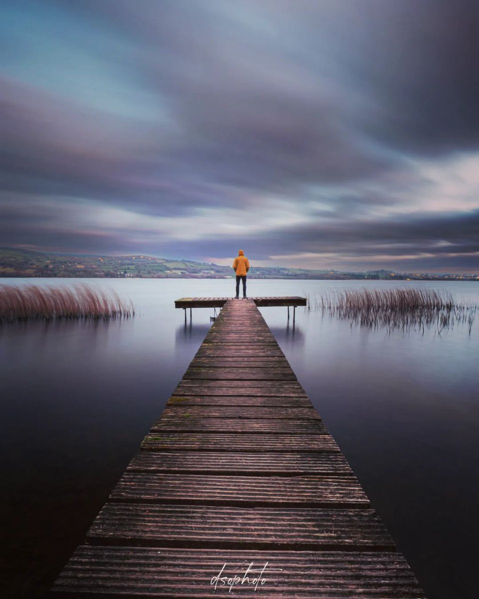 This is what a calm winters days looks like at Lough Derg! The #loughdergblueways is ready when you are. Thanks to @Darius_sobutas for the fab image. #loughderg