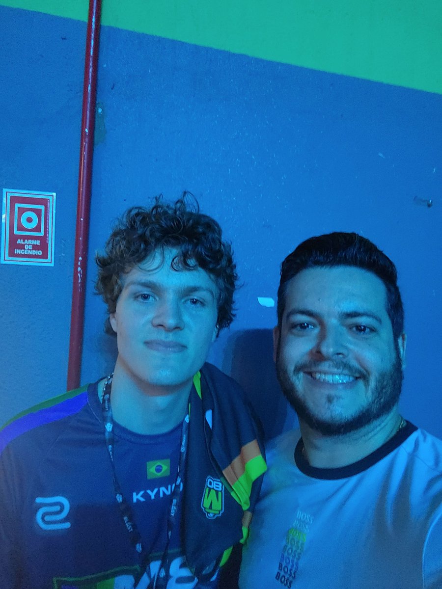 rcbassi's tweet photo. @KynoR6 @Pistyization @MacieJay @thatonebritt_ @devmartajames @tomjsherlock Kynao gente boa demais! https://t.co/F2KPCdnSkM