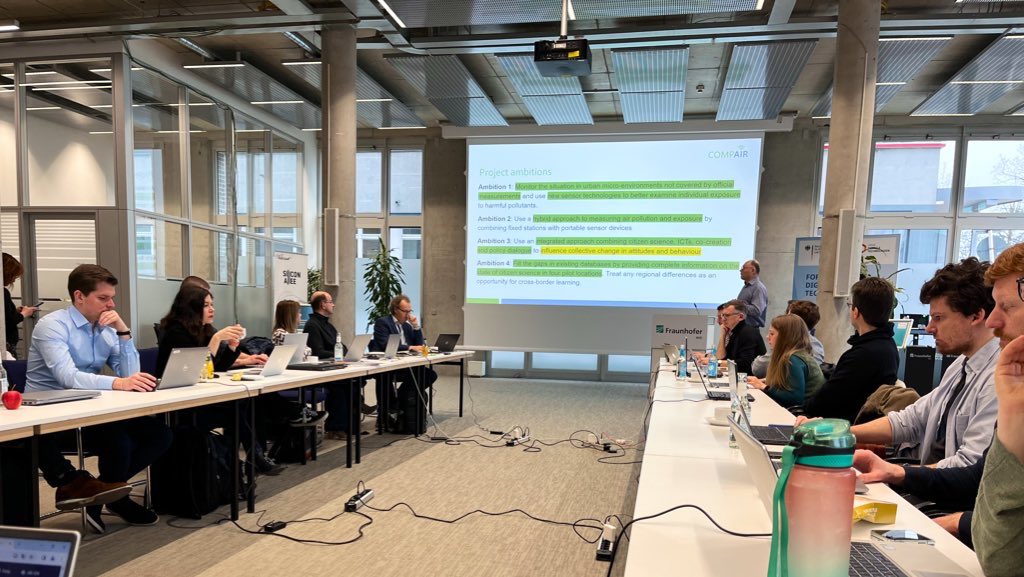 Guten tag ! This week we are at @FraunhoferHHI headquarters in Berlin for the @WeCOMPAIR consortium meeting. Exchange, discussion & fruitful interaction on project status in sensor rollout and other targets. #CitizenScience