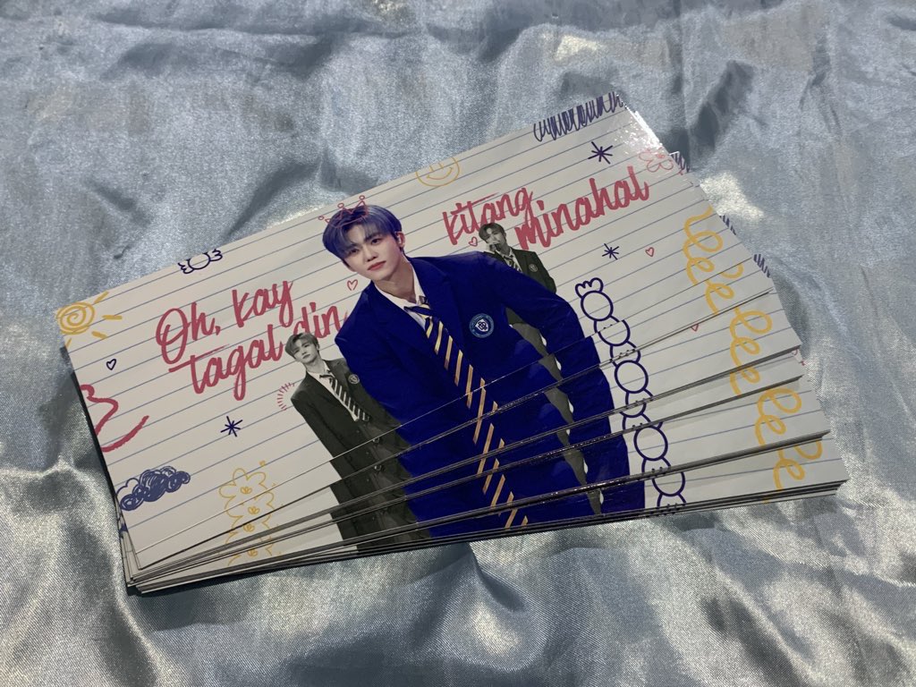 chistudio2024's tweet image. avail printing services here at chi studio ☁️

we provide printing services such as customized photocards, sintra boards, faux pola, thankyou cards, sticker, banners, etc. 💗

pricelist: #ChiStudioPRICELIST 

don&apos;t hesitate to send us a message for inquiries 💕