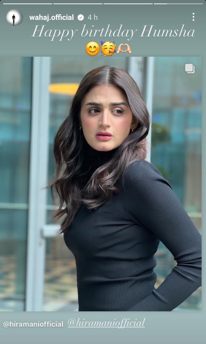 pastasnpizzas's tweet photo. He took proper time to scroll her insta & then chose a pic that is 3 years old and omg the heart emoji they are so married in my head 😌 😭
My new ship #HirAj : (#WahajAli & his new crush #HiraMani ) 🤏🏼🤍 https://t.co/aIPhDJvem0