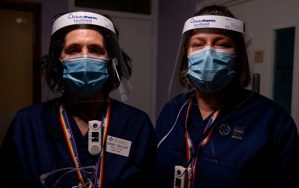 Fideo pwerus yn agor y gwrandawiad yng Nghaerdydd wrth i Ymchwiliad Covid-19 y Deyrnas Unedig ddod i Gymru am y tro cyntaf

Gwyliwch, gwrandewch a dilynwch ein llif byw arbennig
➡️bbc.in/431Rwxt