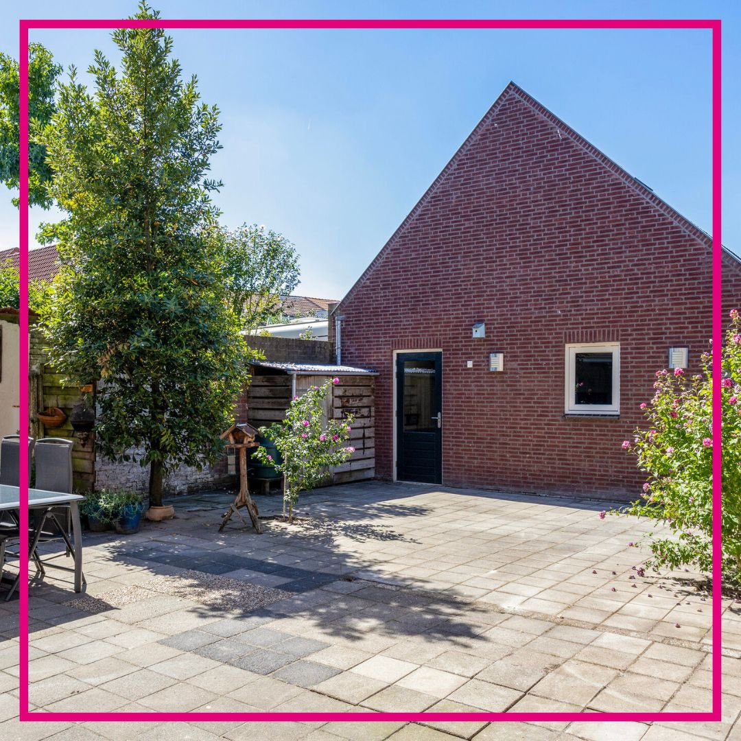 MarijMakelaar's tweet photo. 📍Oliestraat 56 Zaltbommel

Nieuwe vraagprijs voor deze ruime stadwoning met grote tuin, eigen garage en achterom.🏡

Kom je kijken? 📞Bel 0418-517277 of via 📧info@marijmakelaardij.nl
Tot snel!

• #marij #Zaltbommel  #verhuizen  #woningmarkt #huis  #kopen #stadswoning #garage https://t.co/uGSBudOtjt