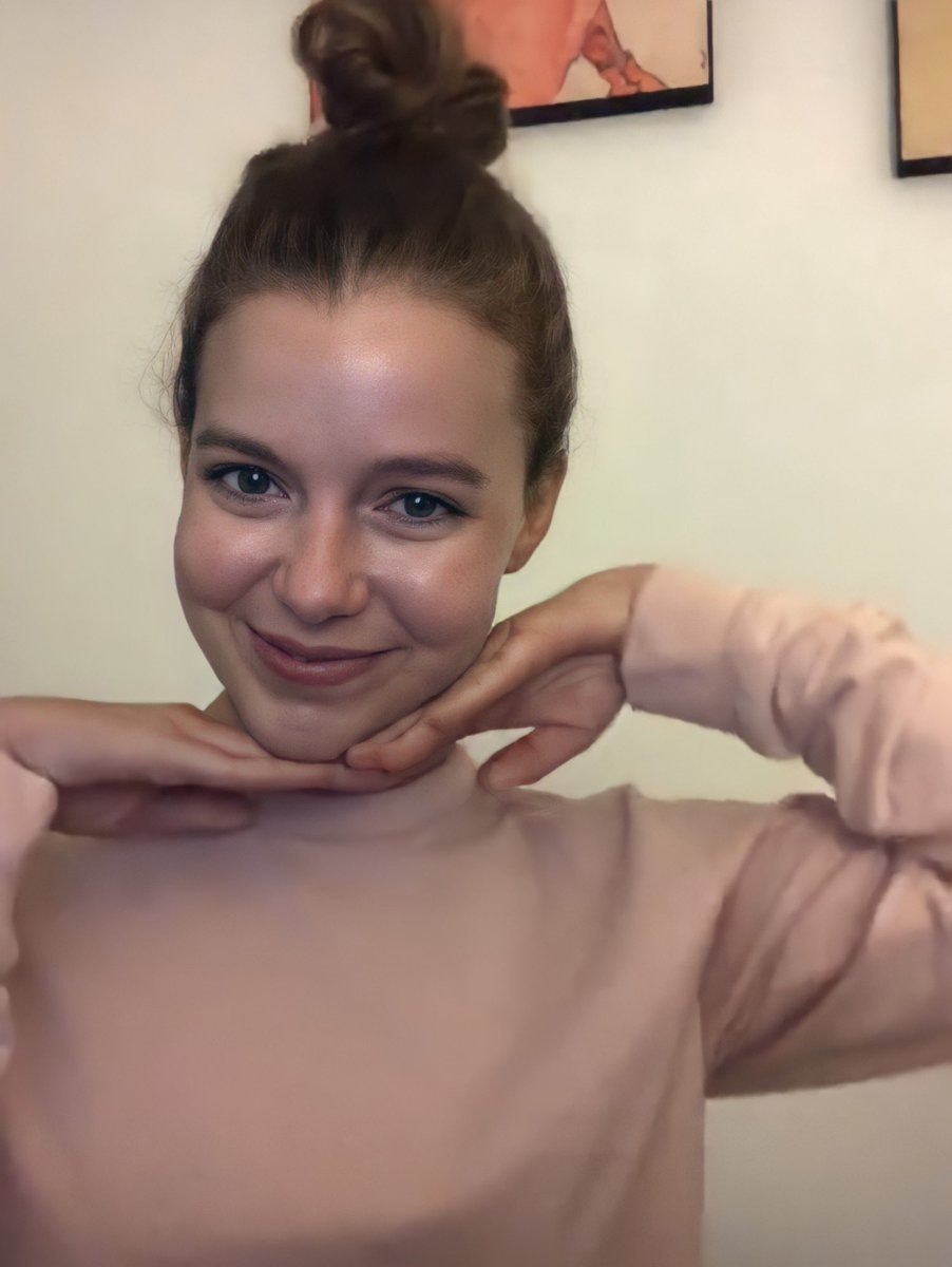 DevonSociety's tweet photo. Happy Tuesday, Devonstanians! I hope you are all well.

Today, we have four pics to celebrate the awesomeness of Devon Hales, with the hope that they make you smile.

Have a great day.

Stay safe. Hydrate.
#teenagebountyhunters https://t.co/N48Yq69OXQ