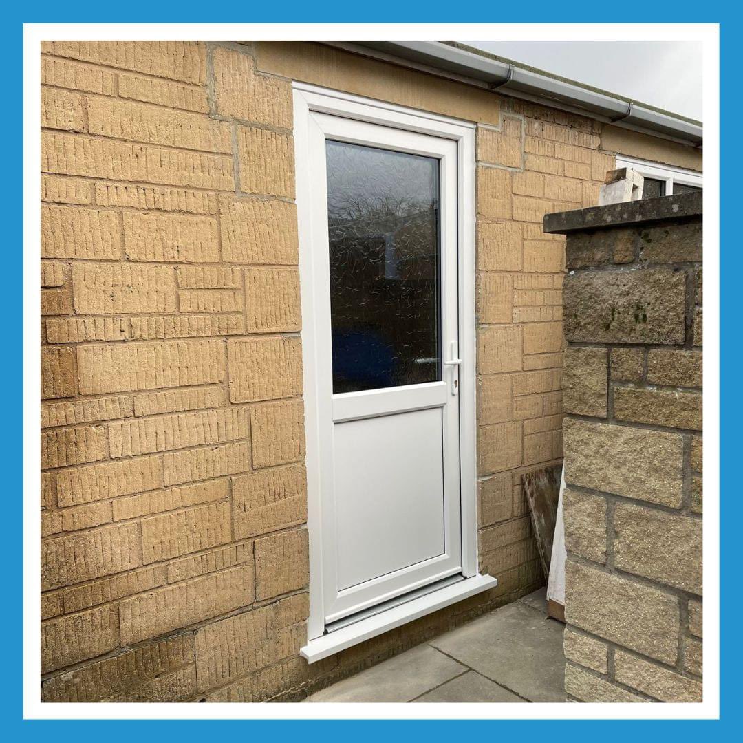 A simple, timeless refit for our repeat client in Willersey this #TransformationTuesday ✨

These were made just down the road in our very own factory, offering the peace of mind of an end-to-end manufacture, supply and install service.