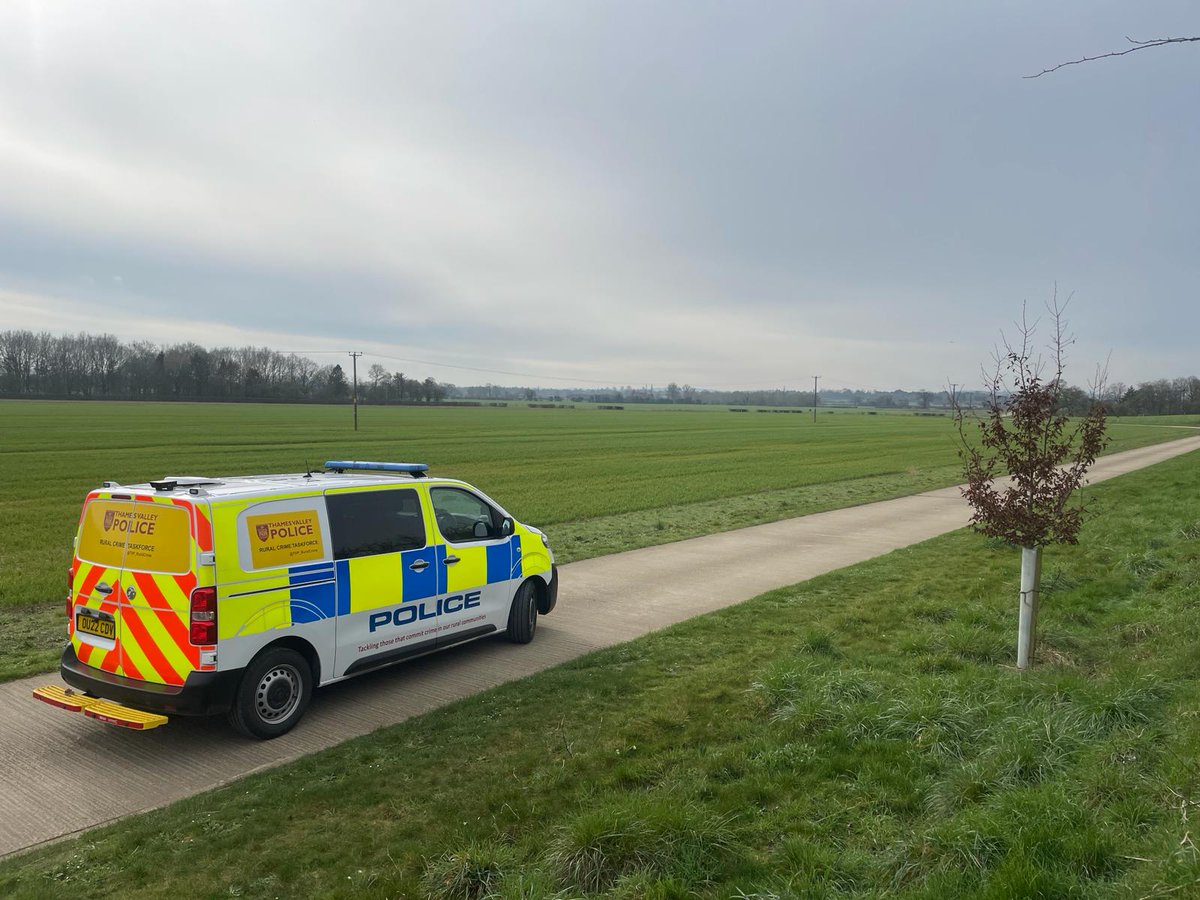 🚓 DsEarle has been patrolling Water Eaton near Kidlington where he used to be the local PCSO for the area.

🚔 PcKime has been patrolling South Oxfordshire with multiple checks of plant and machinery using the Cesar Datatag database.

#SEPARC
#RuralCrime
#NotOnOurPatch