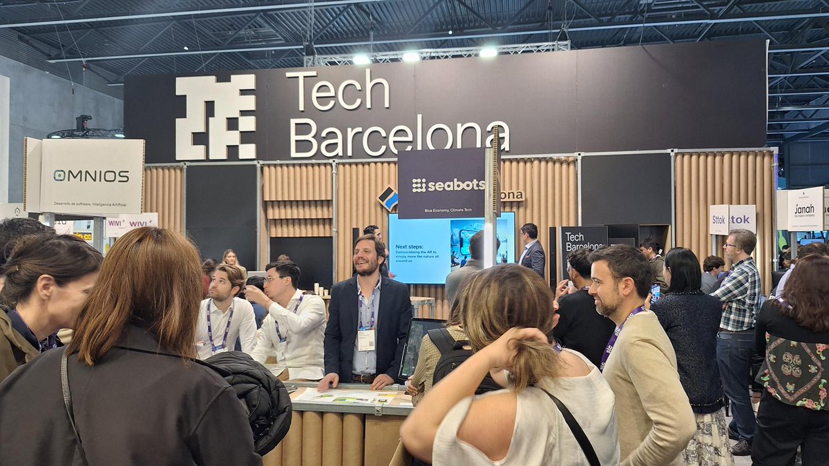 🚀 Day 2️⃣ of @4YFN_MWC 2024! 

#SEABOTS' CEO Pau Guasch participated today in the #BlueTechPort Start-up Pitching Session, driven by @PortdeBarcelona. 

📍 Visit booth @TechBarcelona's booth (B23, hall 8.1) and explore our #MarineRobotics solutions! 🛥️ 

#4YFN2024 #MWC2024