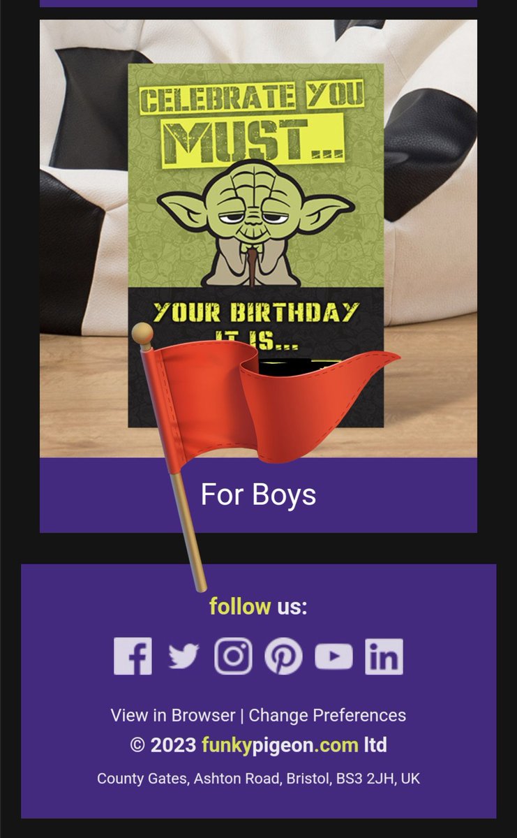 Ew no @Thefunkypigeon why are only boys allowed to have a Yoda card? @LetToysBeToys