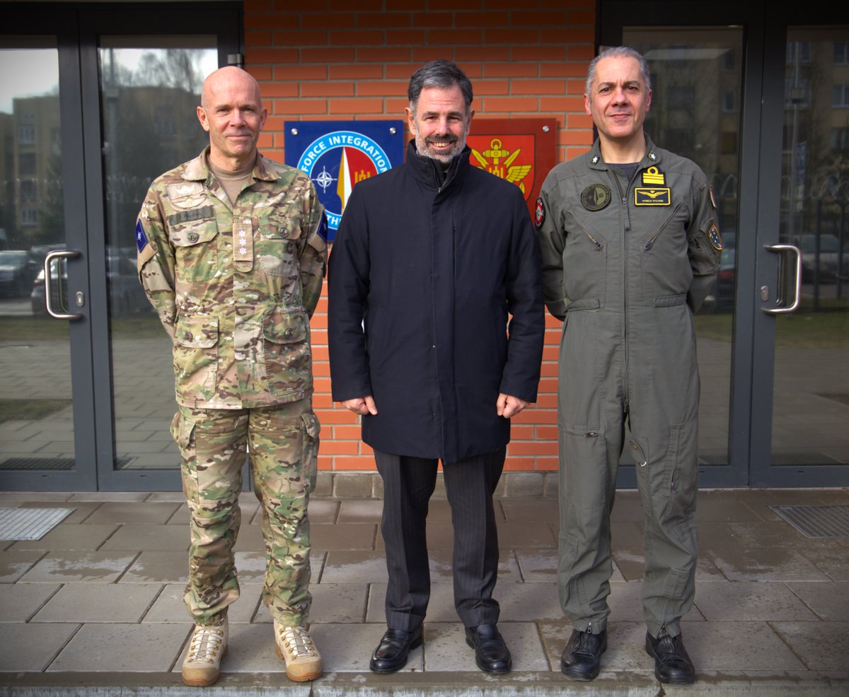 Italian Ambassador to Lithuania, Mr. Emanuele de Maigret visited the NFIU and was briefed on NATO’s plans in the region. Italy is actively supporting Lithuania by contributing to the NFIU's staff and with rotations of Baltic Air Policing. #1NATO75Years #Lithuania #ItalyatNATO