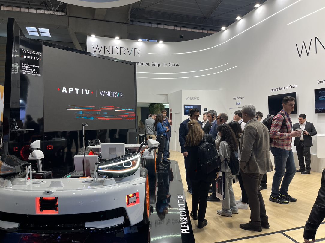 Hear @Aptiv and Wind River's 2030 vision this week in the Wind River #MWC24 booth - for example, where connecting the vehicle to the cellular infrastructure enables urban navigation with a safer and more convenient hands-free driving experience. #WindRiverMWC #5G #OpenRAN