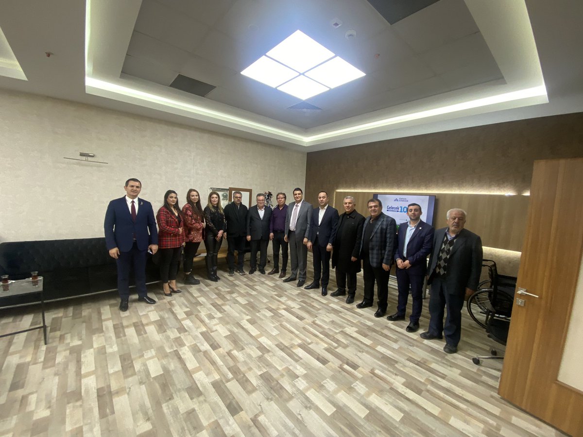 selahattin_kaplan (@selahattinkapla) on Twitter photo Bugün Hastaneye Babamı Ziyarete Gelen CHP Şehitkamil Belediye Başkan Adayı Sayın Umut Yılmaz Ve Beraber Gelen Heyetinin Teşekkür ederim <a href="/umutymz/">Av.Umut YILMAZ</a> Bugün Hastaneye Babamı Ziyarete Gelen CHP Şehitkamil Belediye Başkan Adayı Sayın Umut Yılmaz Ve Beraber Gelen Heyetinin Teşekkür ederim <a href="/umutymz/">Av.Umut YILMAZ</a>