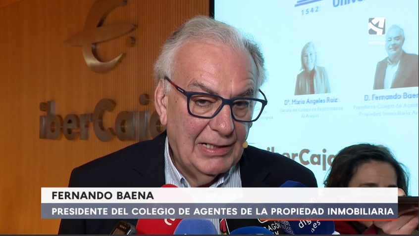 APIAragon's tweet photo. Aragón Noticas se hace eco con declaraciones de Fernando Baena, presidente del COAPI, y de Luis Fabra, de las presentación del Informe de Merado Inmobiliario de Aragón.
https://t.co/3OVracGVON #AragónNoticias https://t.co/bJqRW94w41