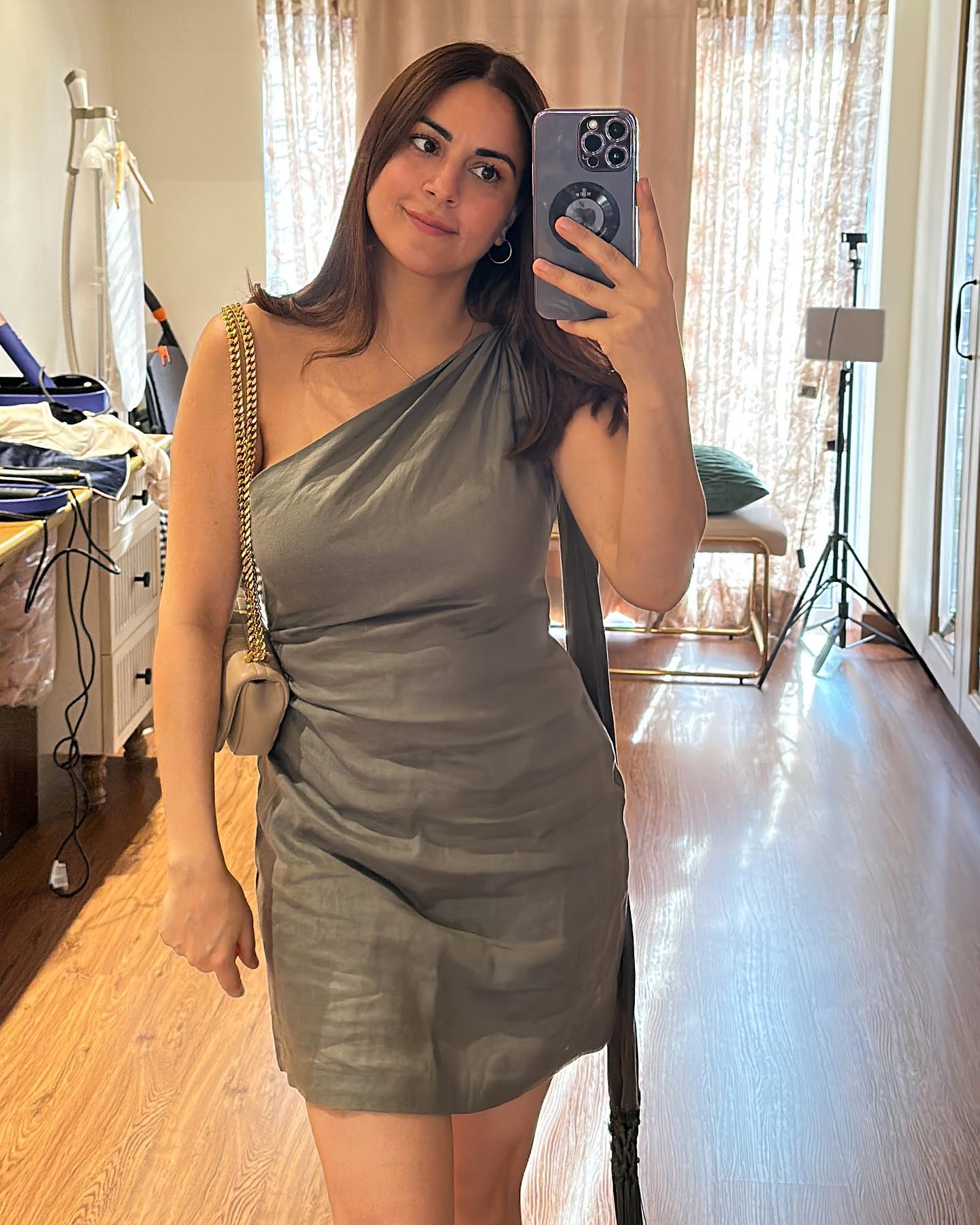 GHW-IE6bIAAIZt_?format=jpg&name=large