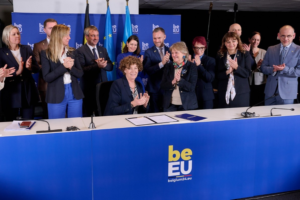 fodspfbosa's tweet photo. 📜 Un moment historique ! En effet, pour la 1ère fois dans l’histoire du réseau #EUPAN, une convention a été signée par l’ensemble des Etats membres de l’UE. Ceux-ci s’engagent à continuer à œuvrer en faveur d’une politique #RH plus moderne dans la fonction publique.

#BE2024BE https://t.co/7dg4zSYw1h