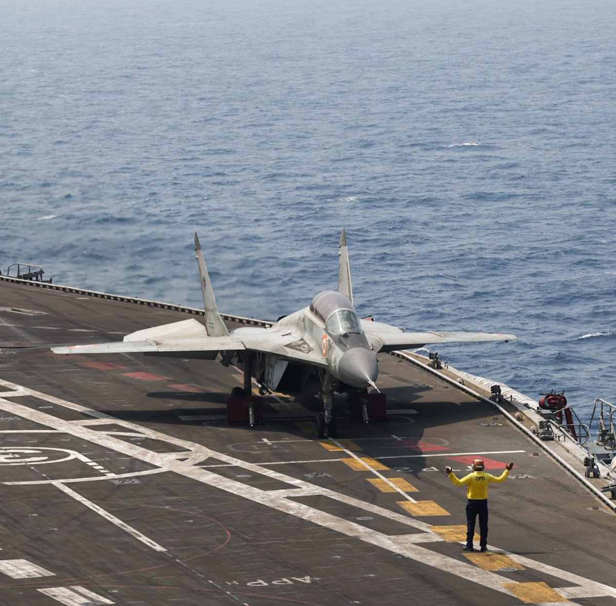 SpokespersonMoD's tweet image. .@indiannavy demonstrate prowess at sea aboard INS Vikramaditya aircraft carrier. Impressive displays showcasing naval strength and capabilities. #IndianNavy #INSVikramaditya 

@PMOIndia 
@rajnathsingh 
@giridhararamane 
@HQ_IDS_India 
@PIB_India