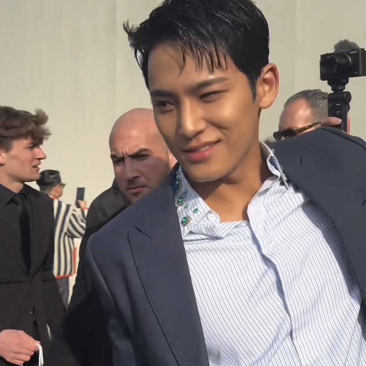 gyuszones's tweet photo. obsessed with this photoset of Mingyu

MINGYU AT PARIS FASHION WEEK #민규in파리_디올패션위크 #MINGYUxDiorAW24 @Dior https://t.co/JSJDsUSTxj