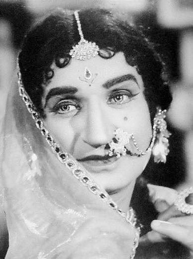 Bollywoodirect tweet media
