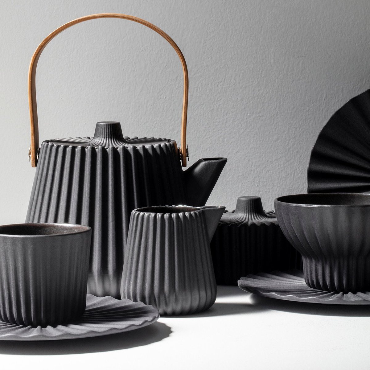 Explore elegance in every sip with our exquisite range of hot beverage tableware! Whether you're searching for timeless classics or modern designs, Ceramics and Steel offers solutions for every style and budget. So to elevate your serving experience why not talk to us today!