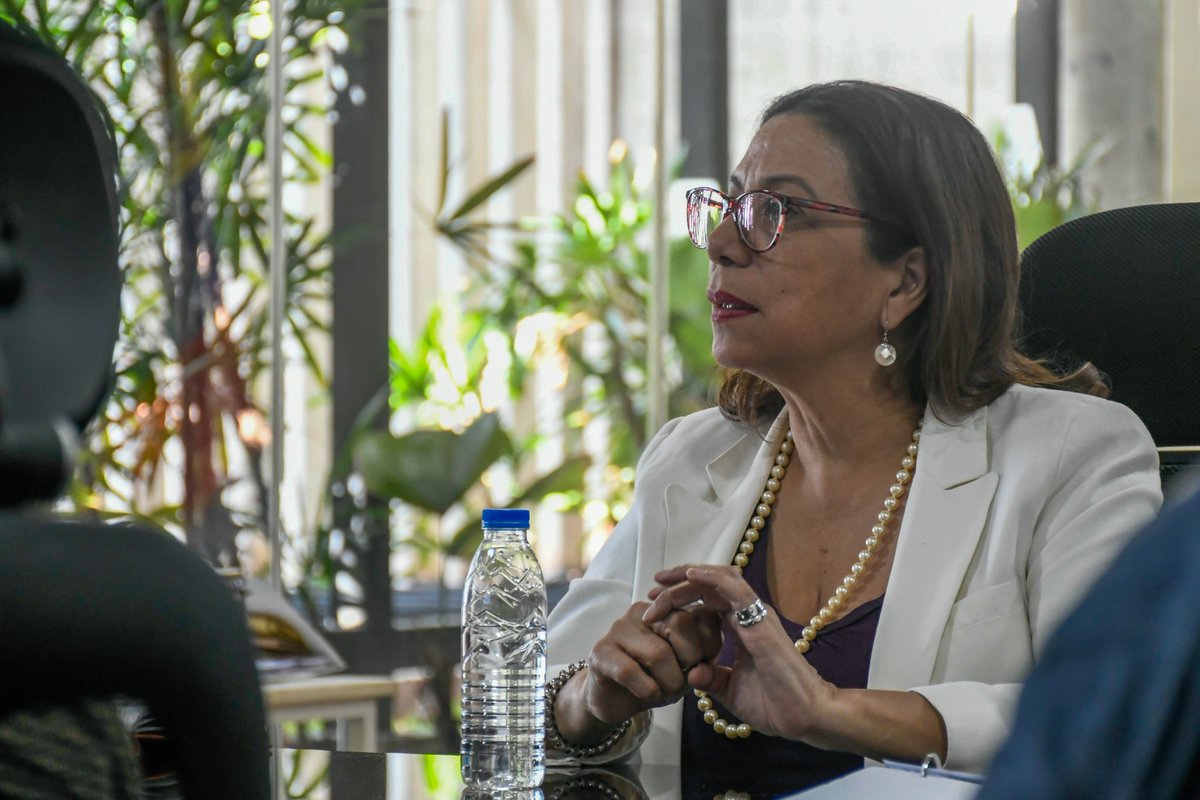 Recibimos a <a href="/taniapsuv/">Tania Valentina Díaz</a>, rectora de la Universidad Internacional de las Comunicaciones y la rectora de la <a href="/SomosUnem/">SOMOS UNEM</a>, para evaluar un importante convenio que impulsará la formación de los docentes en el uso de las herramientas digitales para la educación.

<a href="/NicolasMaduro/">Nicolás Maduro</a>