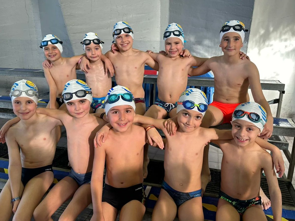 Mañana 28 de febrero, 32 tiburones convocados del Club Natación Jerez se desplazan a Sanlúcar para participar en el Trofeo Día de Andalucía 🦈🏊💪👏
<a href="/aytoJerez/">Ayuntamiento d Jerez</a> <a href="/fanatacion/">Fed. And. Natación</a> <a href="/radiojerez/">Radio Jerez - SER</a> <a href="/diariodejerez/">Diario de Jerez</a> <a href="/ODJerez/">Onda Deportiva Jerez</a> <a href="/OndaJerezRTV/">Onda Jerez RTV</a> <a href="/Tomassampalo/">Tomás Sampalo Torres “padre de Pablo”</a>