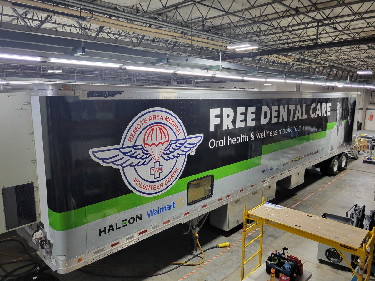 Check out @remoteareamedical's new 53' trailer wrapped by yours truly! ✨ 

#graphiccreations #vehiclewraps #knoxvilletn #carwrap #truckwrap #trailerwrap