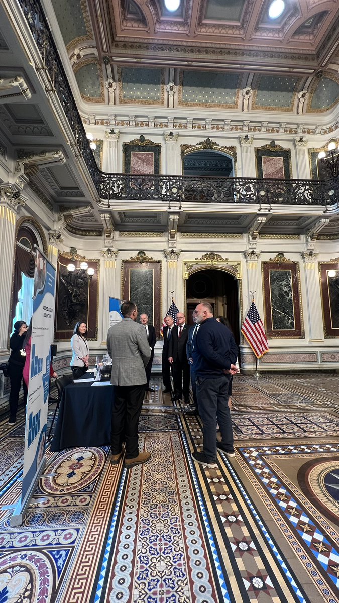 I’ll be speaking shortly at the @WhiteHouse Challenge to End Hunger and Build Healthy Communities…tune in to hear me, @SecondGentleman @SecVilsack @RepMcGovern @SenStabenow @FitnessGov & many others talk about the power of food to change lives! youtube.com/live/5k04SBw_n…