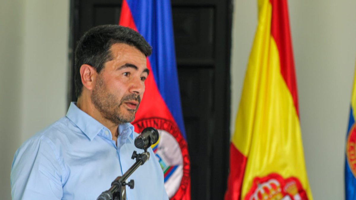 SENA_Cauca's tweet photo. Como entidad propendemos fortalecer las relaciones con organismos internacionales, para robustecer el desarrollo de competencias; la inserción laboral y contribución al desarrollo económico y social de las comunidades colombianas.
#SomosSENA 

@PTITECNiCAFE 
@SENAComunica https://t.co/CJragdMWF4