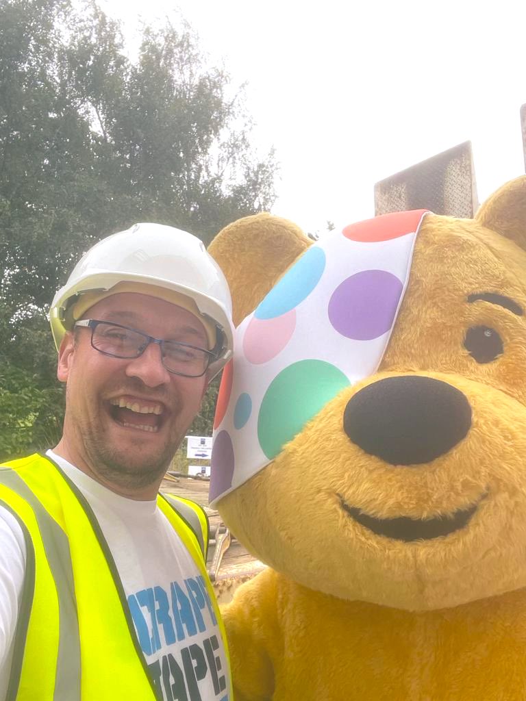 jackanorycomms's tweet photo. Another good deed - we provided all the paint (and some helping hands) for Children In Need’s DIY SOS project.

We did it for the warm fuzzy feeling, but yes we did get on the telly too 🤪

It was an HONOUR to be part of it 💫 https://t.co/ERPpmCeNKW