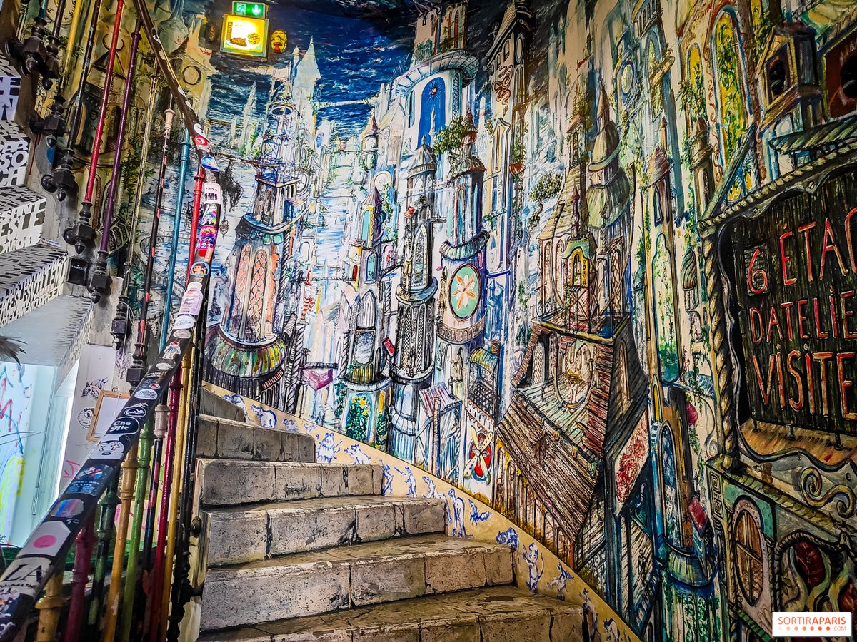 ClementLouarn's tweet photo. 🎨 Avez-vous déjà imaginé l'histoire de France se mêler à la mode contemporaine ? Du 4 au 18 mars 2024, le 59 Rivoli à Paris accueille une exposition mode gratuite du couturier Jérôme Blin, offrant un voyage à travers le temps et l'élégance. 👗 Découvrez cinq créations (1/4) https://t.co/spP2WfdiVO