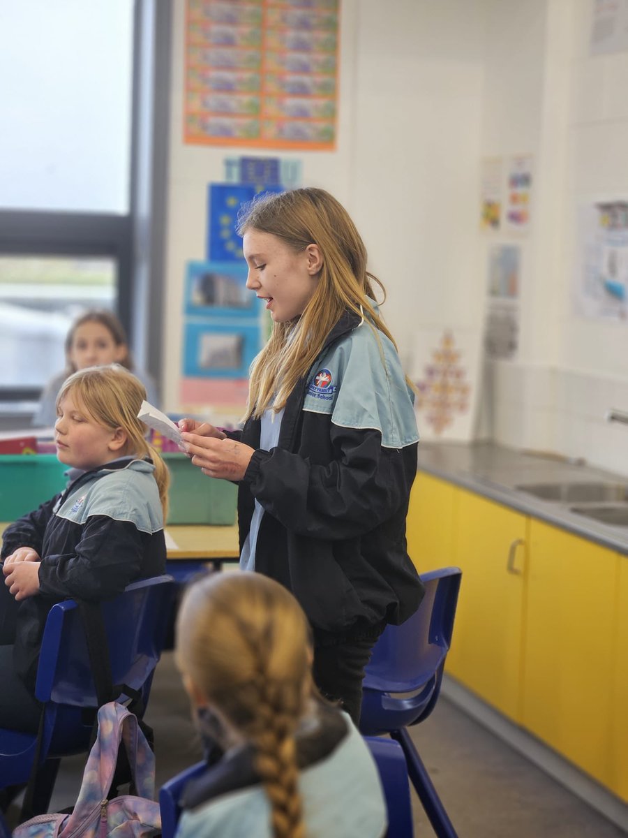 A real treat in store for our supporters in Laois Hire O’Moore Park this weekend as the children of Holy Family Senior School Portlaoise have incorporated their Amhran na bhFiann slot into Seachtain Na Gaeilge 2024 and have been hosting trials and competitions all week.
