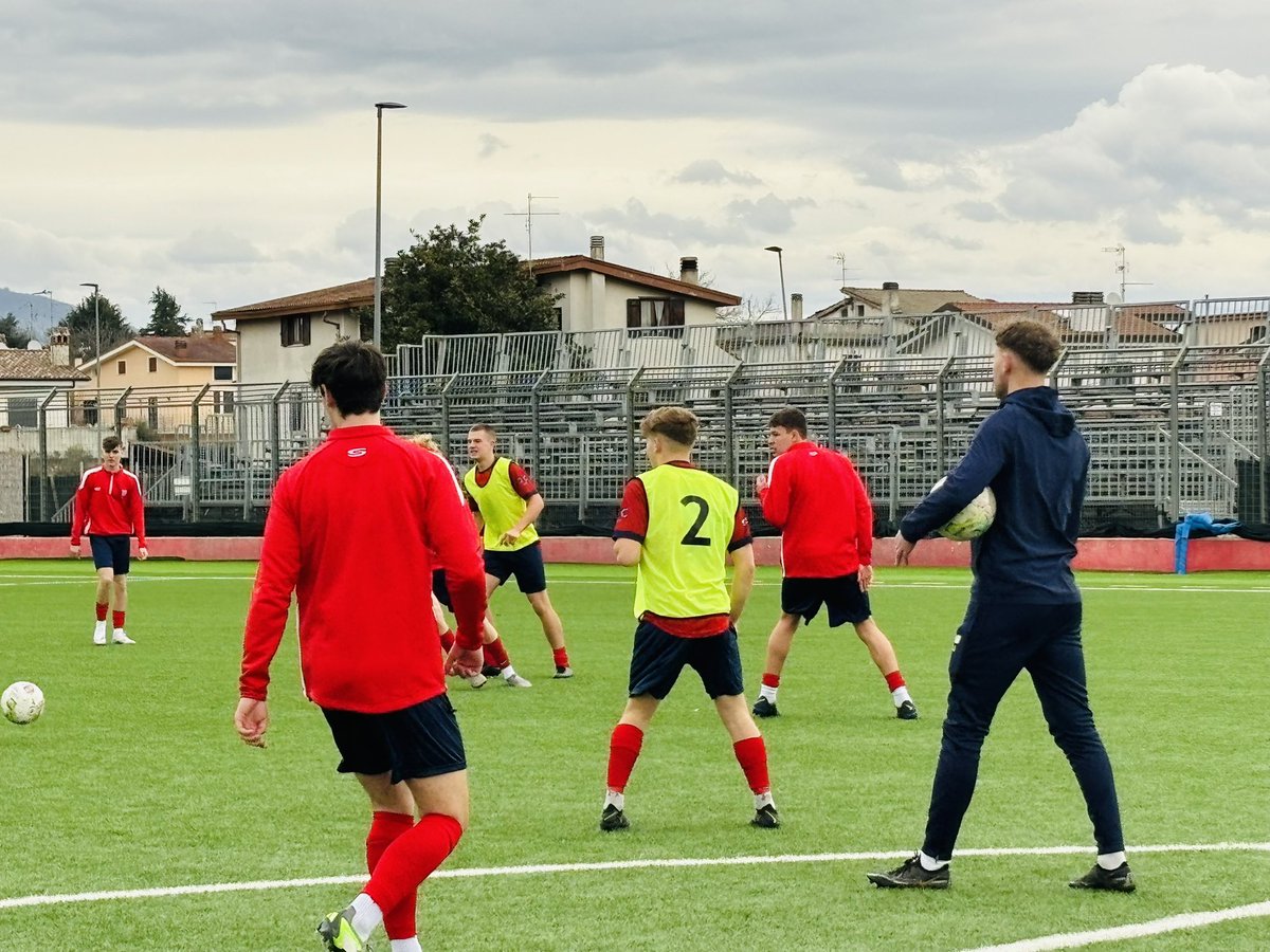 Andy Jones tweet media