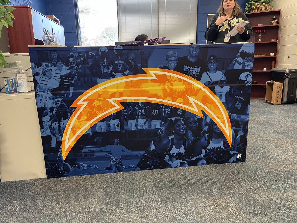 SlapEmUp's tweet image. Lehigh High School Desk Wraps