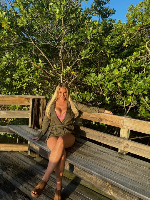 I love that vitamin D! https://t.co/6hdPlQSVlJ