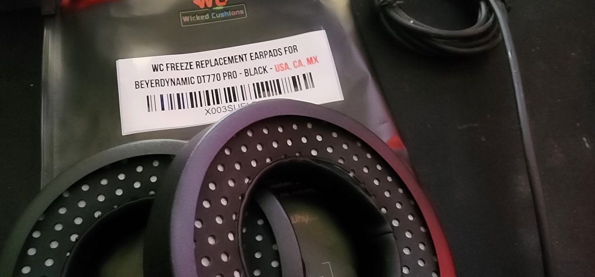 Hey @wickedcushions what are your policies on sending out replacements because of a defect or damaged product? Have not used these, opened them and noticed the tear immediately.

Zoom in, and you can see it on the right earpad.