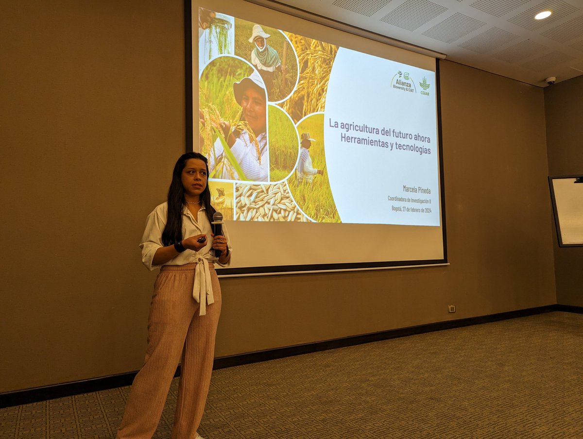 Now we welcome Marcela Pineda from @BiovIntCIAT_esp Colombia is a tropical country, so the conversation is centered on the future of agriculture and what technologies and tools will help farmers address the challenges to come and create opportunities