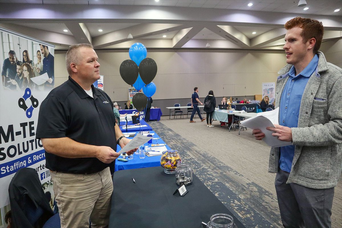 mteamsolutions's tweet image. Join us at the Riverfront Conference Center between 1-4 pm for the UM-Flint Internship and Employment Fair on March 5th! We&apos;re looking for talented individuals for entry-level engineering, IT, and business opportunities.

#CareerFair #MTeamSolutions #Engineering #Business