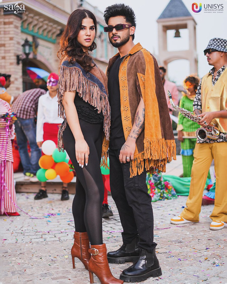 Dropping aroma wherever they go! 🌹✨ New song on its way! 🎶 Any guess for song name ?? @sagastarrvsingh @AveeraMasson @SumeetSinghM #sagahits #sagamusic #unisys