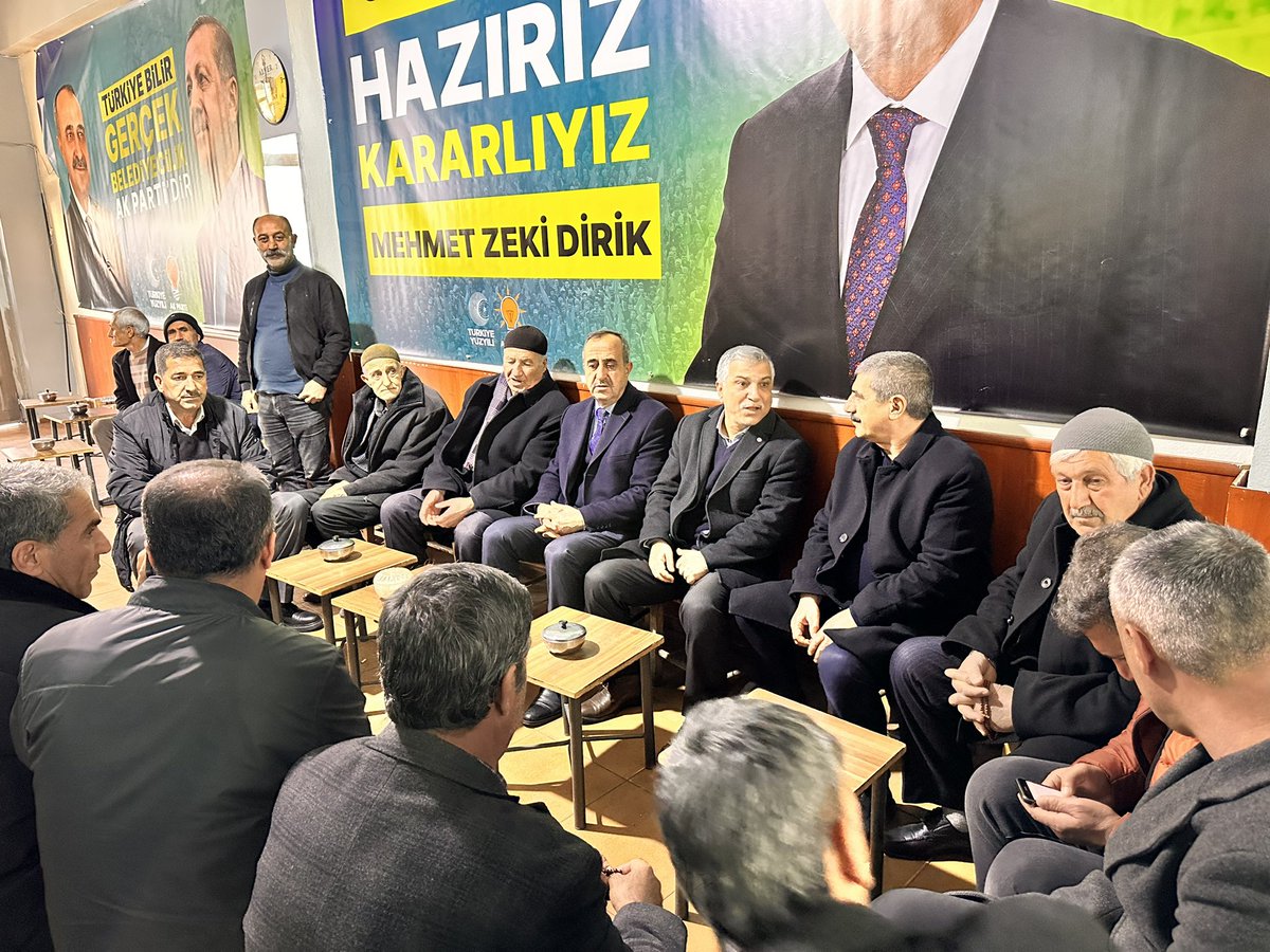 📍Seçim Koordinasyon Merkezi
Önceki Dönem İl Başkanımız Sn Haşim Sağlar başkanımıza SKM mize yapmış olduğu ziyaret için teşekkür ederiz.
#Biriz 
#Beraberiz
#Hazırız
#Kararlıyız