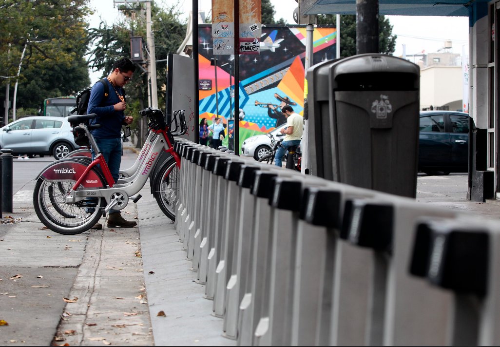 1. 🚲 Desde el inicio de MiBici pública en Guadalajara en 2014, se han robado 566 bicicletas. 

🤔 Sí, yo también me escandalicé. No lo creía.

Abro 🧵para contarles.