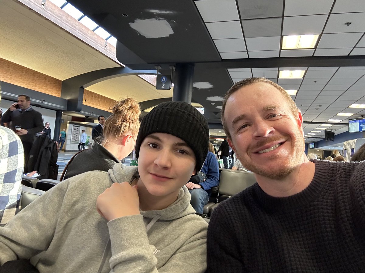 On our way to #WTA2024! Someone out there at @WesternTrauma part the snow clouds for a bit so we can land at ASE! Looking forward to #powder, science and good friends. Only the #fellowshipofthesnow makes a 14yo want to work travel with dad.