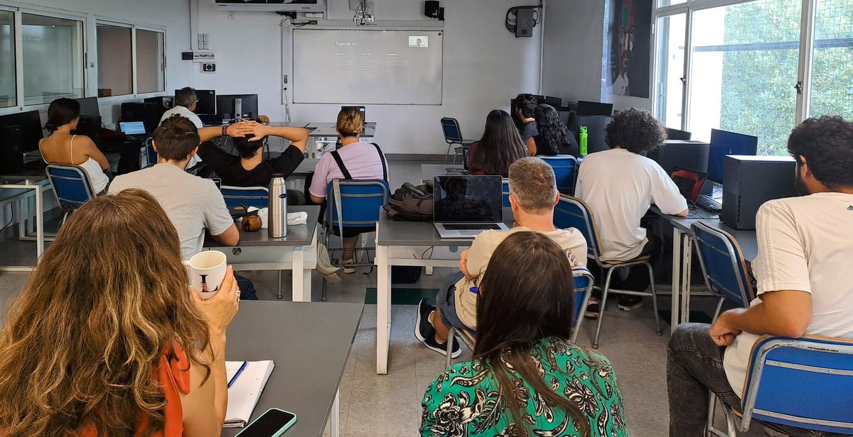TIC_ORT's tweet photo. Círculo virtuoso
Nico @ORTArgAlumni de TIC desde España nos brinda una capacitación sobre IA inteligencia artificial para el equipo TIC @ORTArgentina https://t.co/CgZGTW8gTv