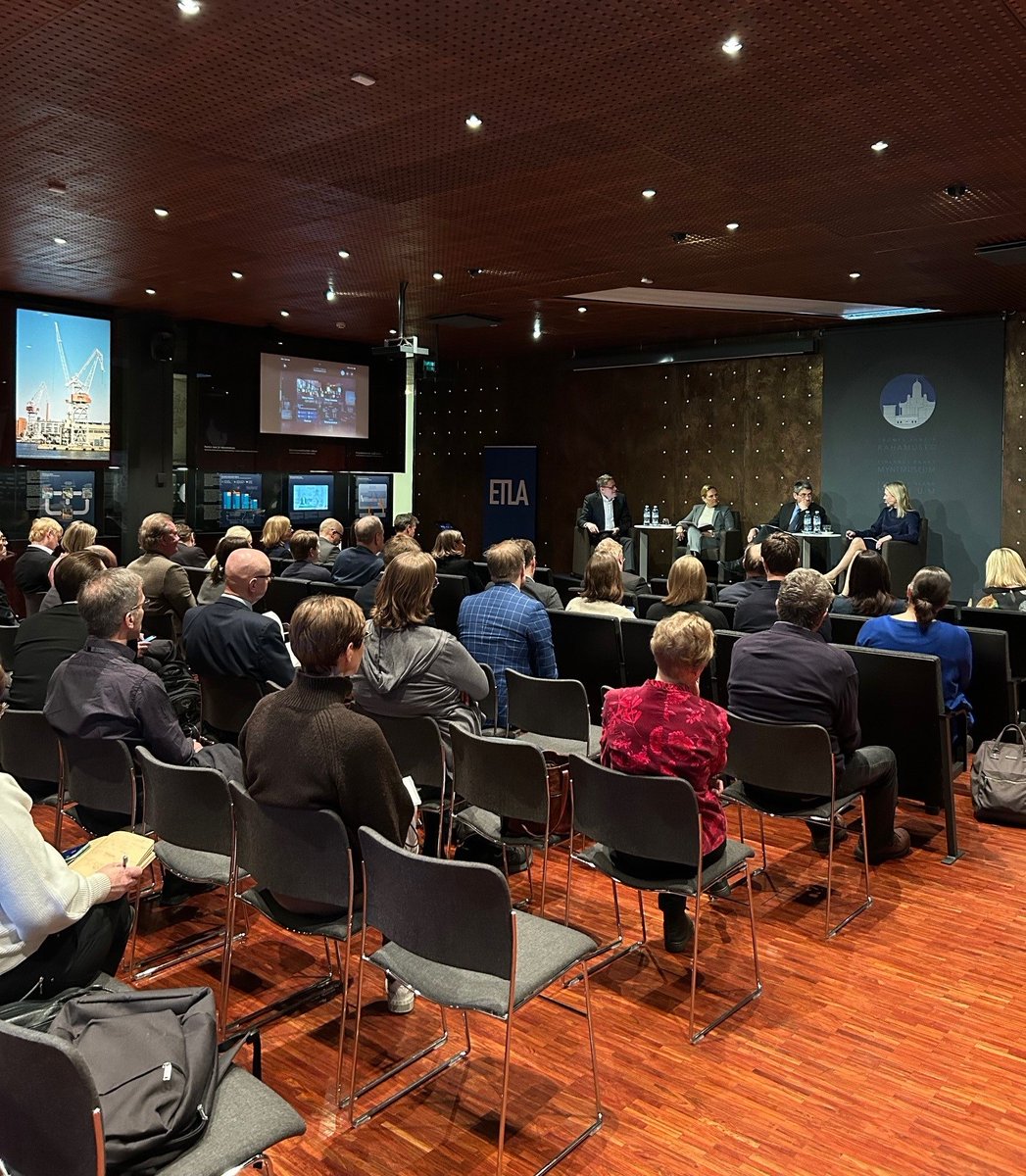 Suomen Pankki ja @EtlaNews järjestivät yhteistyössä seminaarin, jossa polkaistiin samalla käyntiin ETLAn koordinoima InChange -tutkimushanke. Ohjelmassa Jonathan Haskel (Imperial College London) keynote ja paneeli, jossa myös @MeriObstbaum ja @heli_koski. Kiitos osallistujille!