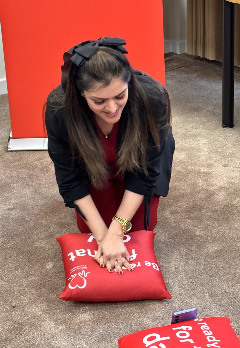 Thank you to <a href="/natasghar/">Natasha MS</a> for coming along to the <a href="/BHFCymru/">BHF Cymru</a> drop in today and learning CPR lifesaving skills.