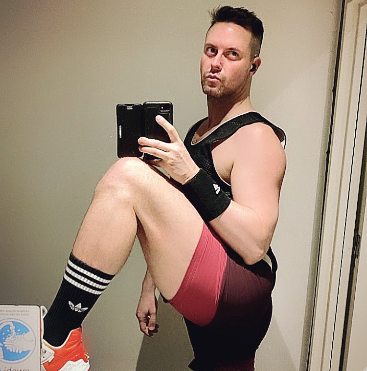 TomLeeBE's tweet photo. A leg a day or somethingβ¦ π¦΅π½ππͺπ½π³οΈβπ
#tomlee #tom #lee #dancer #performer #artist #disco #dance #ttv #twitch #affiliate #twitchaffiliate #gay #gayboy #gayman #gaymer #gayguy #gaygym #gym #gymunicorn #fitness #legs #calves #legday #summerbodyrendering #summerbodyinprogress π¦ https://t.co/Btel6DZ1WJ